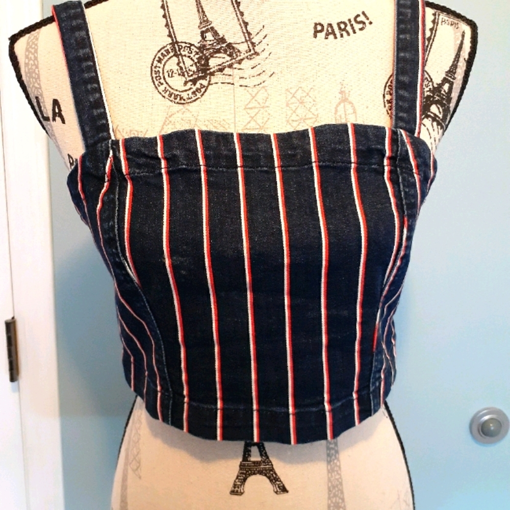 Stripped cropped denim tank top.